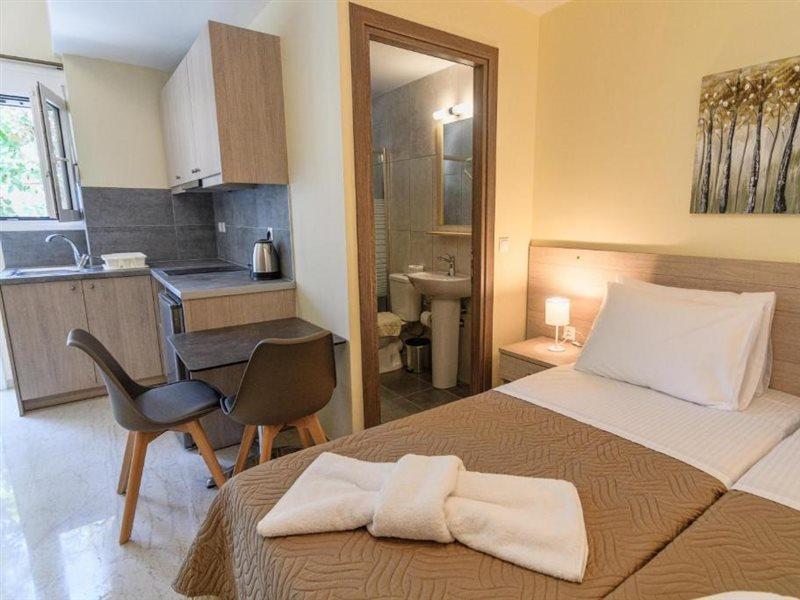 Varvaras Diamond Hotel Platanes  Luaran gambar